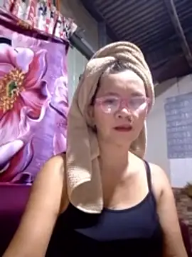 SexyHottMom online show from November 2025 10:15:01 AM