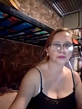 SexyHottMom online show from June 2026 06:43:02 AM