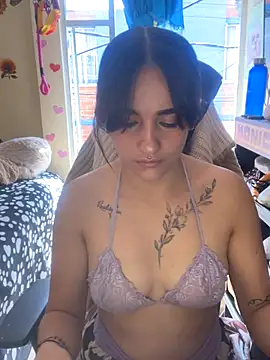 Snapshot of MiaRousexxx_ chatting on September 2025 02:28:02 PM MiaRousexxx online show from September 2025 02:28:02 PM