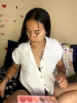 Snapshot of MiaRousexxx_ chatting on September 2025 04:01:01 PM MiaRousexxx online show from September 2025 04:01:01 PM