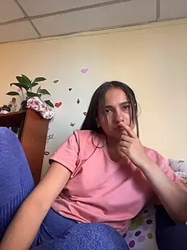 Snapshot of MiaRousexxx_ chatting on October 2025 09:11:01 PM MiaRousexxx online show from October 2025 09:11:01 PM