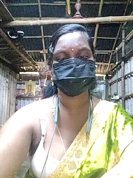 Snapshot of Tamildivya18 chatting on October 2025 04:01:02 AM Tamildivya18 online show from October 2025 04:01:02 AM