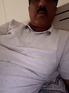 Snapshot of moonflower25 chatting on October 2025 09:20:01 AM moonflower25 online show from October 2025 09:20:01 AM