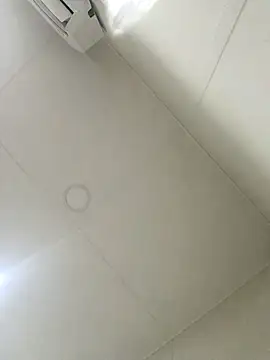 Snapshot of moonflower25 chatting on October 2025 05:26:02 PM moonflower25 online show from October 2025 05:26:02 PM