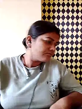 Meenu tiwari online show from September 2025 09:42:02 AM