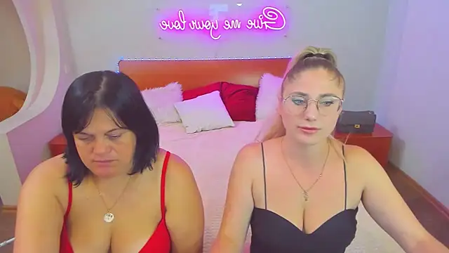 Snapshot of Your_Exstasy chatting on September 2025 08:05:01 AM Your Exstasy online show from September 2025 08:05:01 AM