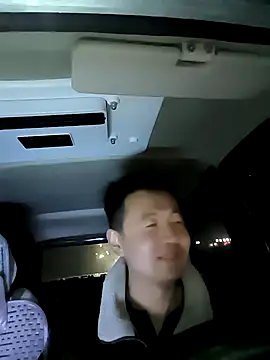 huanhuanaaaaa online show from February 2026 12:49:01 PM