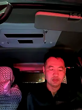 huanhuanaaaaa online show from March 2026 01:00:01 PM