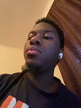 ThickDic28 online show from May 2026 11:44:02 PM