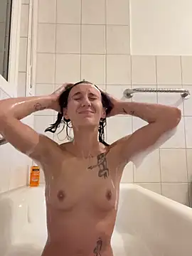 Emilia Mausi online show from September 2025 06:21:01 PM