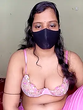 Snapshot of Rose-luckey chatting on October 2025 05:11:02 PM Rose-luckey online show from October 2025 05:11:02 PM