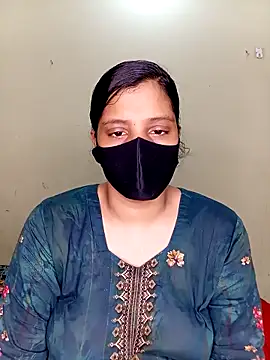 Snapshot of Rose-luckey chatting on October 2025 05:13:02 PM Rose-luckey online show from October 2025 05:13:02 PM