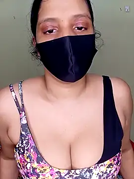 Snapshot of Rose-luckey chatting on October 2025 06:03:02 PM Rose-luckey online show from October 2025 06:03:02 PM