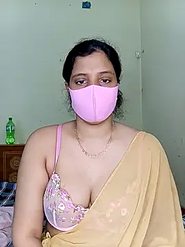 Snapshot of Rose-luckey chatting on December 2025 05:24:02 AM Rose-luckey online show from December 2025 05:24:02 AM