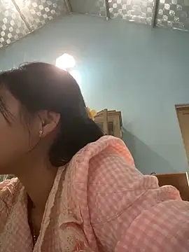 One-nice online show from October 2025 02:31:01 AM