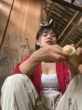 One-nice online show from October 2025 03:36:02 AM