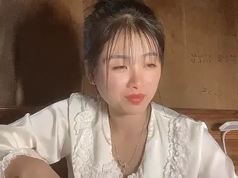 One-nice online show from November 2025 05:07:02 AM