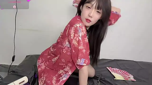 Yaya--728 online show from October 2025 10:27:01 AM