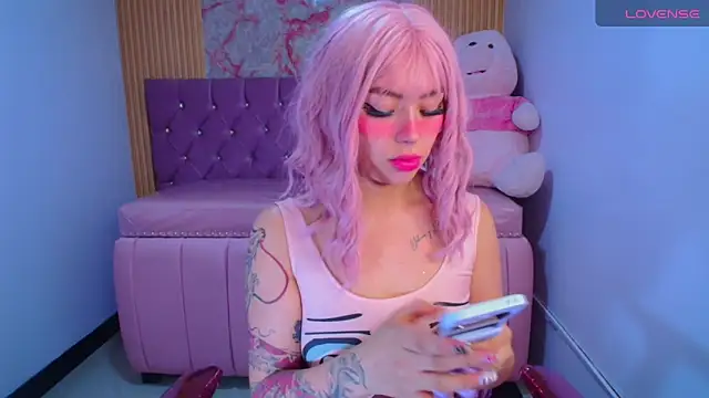 Rainbowlover ch online show from November 2025 02:22:02 AM