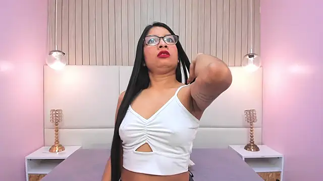 MelanyWayne  online show from April 2026 11:57:01 AM