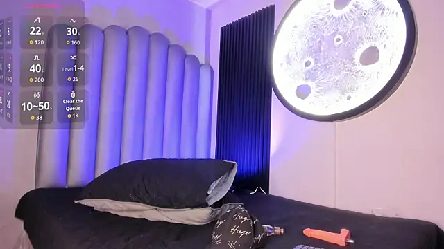 Snapshot of _Leohot_ chatting on October 2025 04:15:01 AM Leohot online show from October 2025 04:15:01 AM