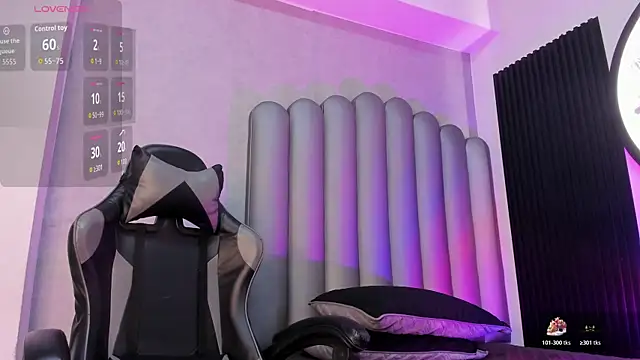 Snapshot of _Leohot_ chatting on October 2025 03:25:01 AM Leohot online show from October 2025 03:25:01 AM