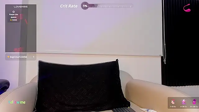 Snapshot of _Leohot_ chatting on October 2025 03:36:02 PM Leohot online show from October 2025 03:36:02 PM