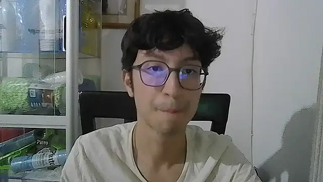 Snapshot of Kevintdx chatting on September 2025 02:55:01 AM Kevintdx online show from September 2025 02:55:01 AM