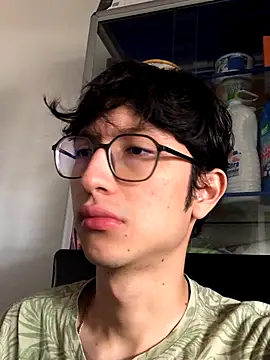 Snapshot of Kevintdx chatting on September 2025 04:28:02 PM Kevintdx online show from September 2025 04:28:02 PM