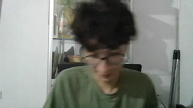 Snapshot of Kevintdx chatting on September 2025 03:08:01 AM Kevintdx online show from September 2025 03:08:01 AM