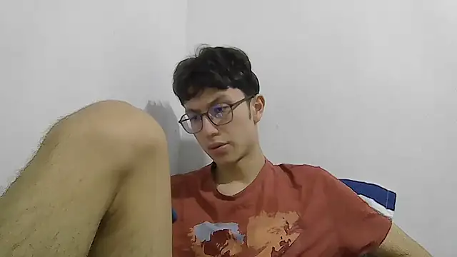 Snapshot of Kevintdx chatting on November 2025 10:09:01 PM Kevintdx online show from November 2025 10:09:01 PM