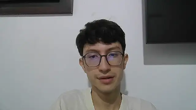 Snapshot of Kevintdx chatting on November 2025 03:15:01 AM Kevintdx online show from November 2025 03:15:01 AM