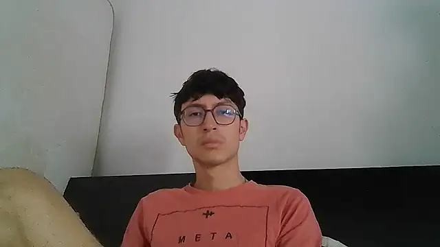 Snapshot of Kevintdx chatting on November 2025 09:11:01 PM Kevintdx online show from November 2025 09:11:01 PM