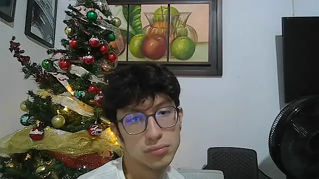 Snapshot of Kevintdx chatting on December 2025 02:52:02 AM Kevintdx online show from December 2025 02:52:02 AM