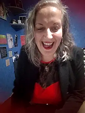 Feelineducentre online show from October 2025 07:23:02 PM