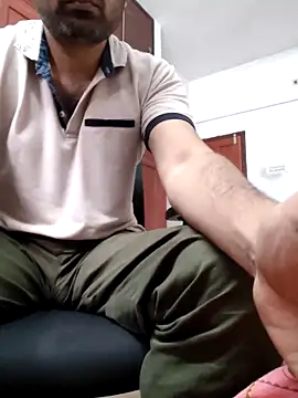 Snapshot of hairysub_india@xh chatting on October 2025 10:00:02 AM hairysub indiaxh online show from October 2025 10:00:02 AM