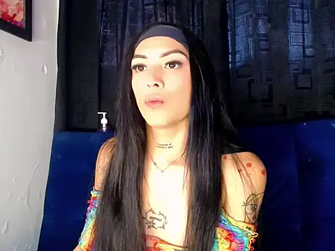 Megan Gil  online show from December 2025 10:37:02 PM