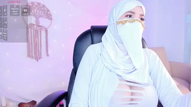 Snapshot of salma_isawwii chatting on October 2025 01:54:02 PM salma isawwii online show from October 2025 01:54:02 PM