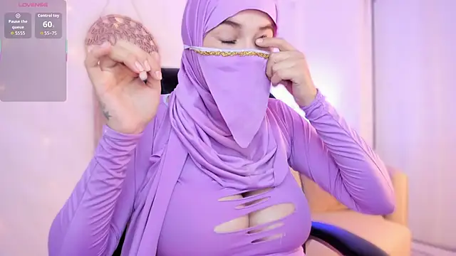 Snapshot of salma_isawwii chatting on December 2025 02:54:01 PM salma isawwii online show from December 2025 02:54:01 PM