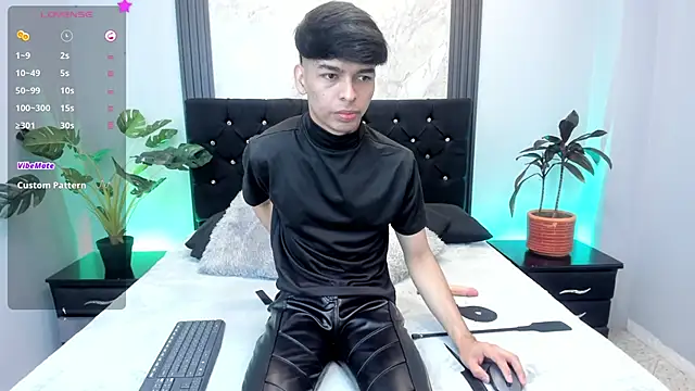 OnlyJos online show from November 2025 01:11:02 PM