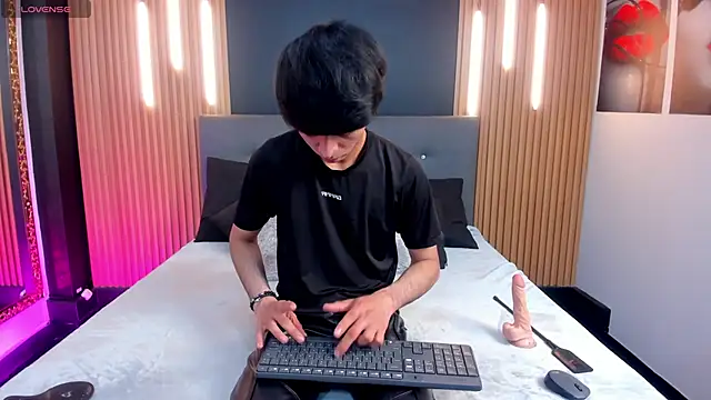 OnlyJos online show from January 2026 07:59:01 PM