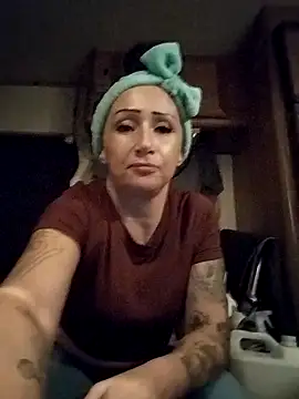 Snapshot of Dirtywhitebitch5150 chatting on November 2025 07:07:03 AM Dirtywhitebitch5150 online show from November 2025 07:07:03 AM