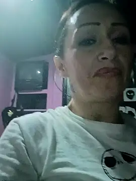 Snapshot of Dirtywhitebitch5150 chatting on November 2025 08:39:02 AM Dirtywhitebitch5150 online show from November 2025 08:39:02 AM