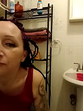 Snapshot of Dirtywhitebitch5150 chatting on January 2026 06:35:01 PM Dirtywhitebitch5150 online show from January 2026 06:35:01 PM