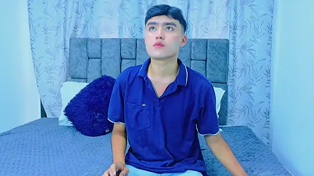 Snapshot of Camilo_fire18 chatting on October 2025 12:35:01 PM Camilo fire18 online show from October 2025 12:35:01 PM