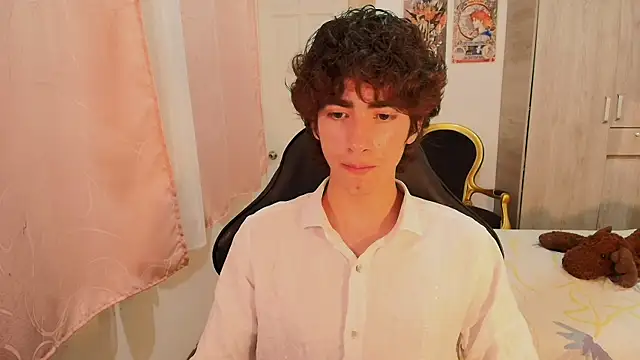 Snapshot of Nude_Boy18 chatting on October 2025 11:48:01 PM Nude Boy18 online show from October 2025 11:48:01 PM