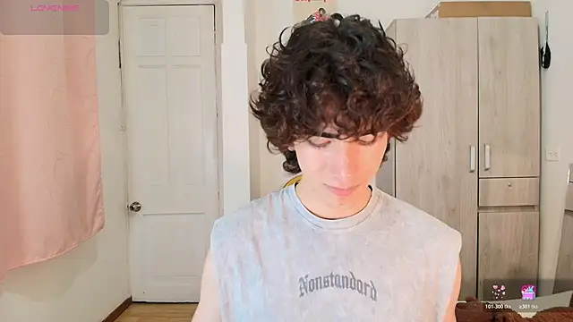 Nude Boy18 online show from November 2025 03:38:01 AM