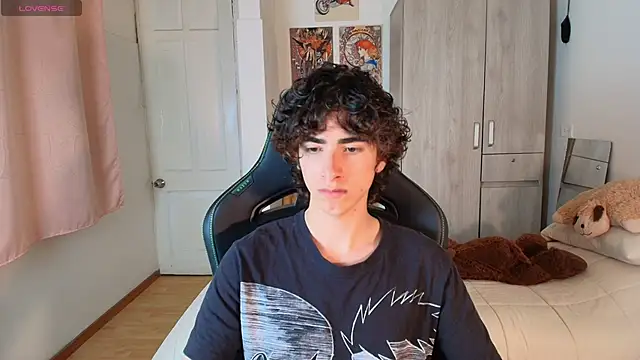 Nude Boy18 online show from December 2025 01:55:01 AM