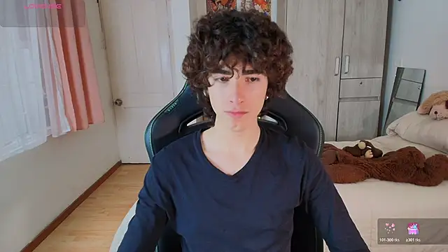 Nude Boy18 online show from December 2025 09:22:01 PM