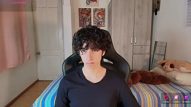 Nude Boy18 online show from April 2026 04:41:02 AM